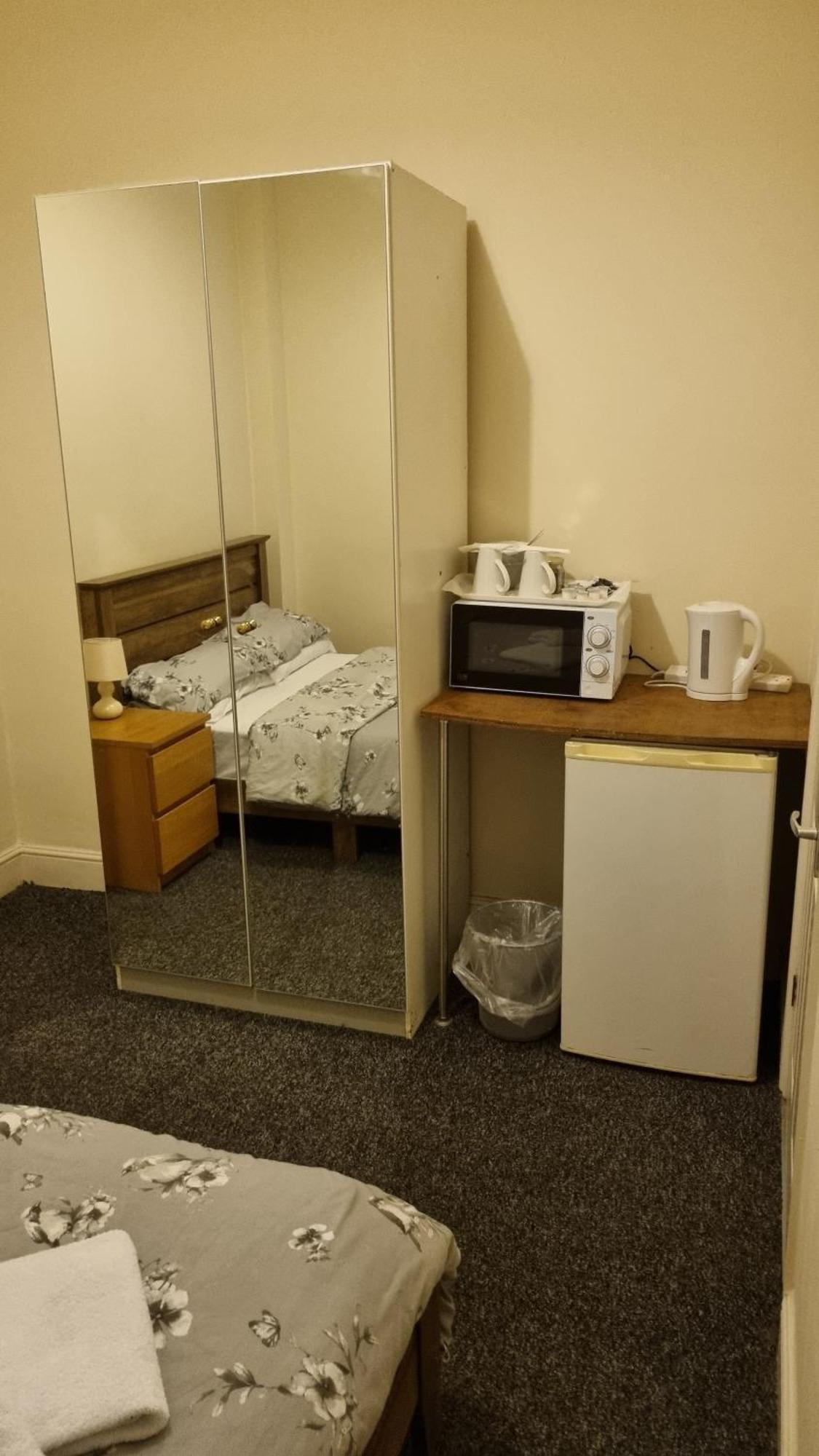 Shamrock Guest House Γκρέιβσεντ Εξωτερικό φωτογραφία